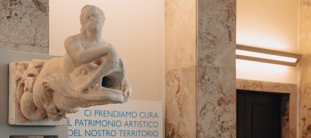 “Adotta una statua”: A2A sostiene il restauro del doccione del Duomo di Milano