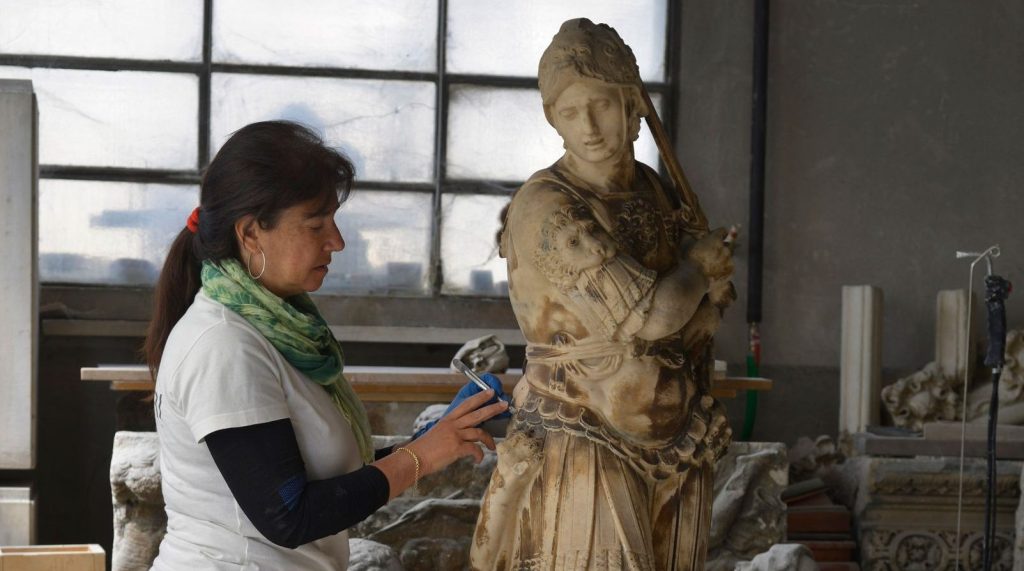 San Michele ed il demonio in occasione del restauro sostenuto da Techbau