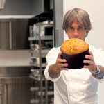 Lo chef stellato Davide Oldani dedica nuove creazioni al Duomo di Milano: biscotti, cioccolati e il grande panettone ricetta classica