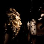 Veduta da una delle sale del Museo del Duomo, con il profilo di "Padre Eterno"