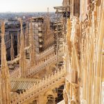 L'affascinante vista dei cantieri da uno dei ponteggi del Duomo di Milano di Milano