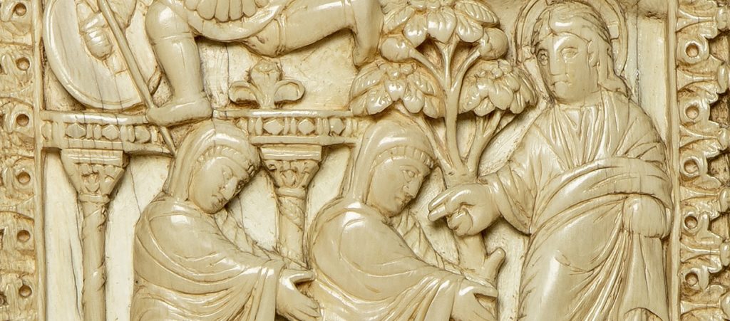 Dittico della Passione, scena raffigurante l'Incontro con le Pie Donne, capolavoro in avorio del Tesoro del Duomo di Milano