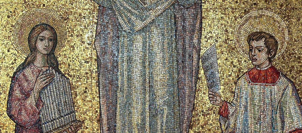 Dettaglio di Santa Cecilia e san Domenico Savio nel mosaico restaurato da Magistri Srl